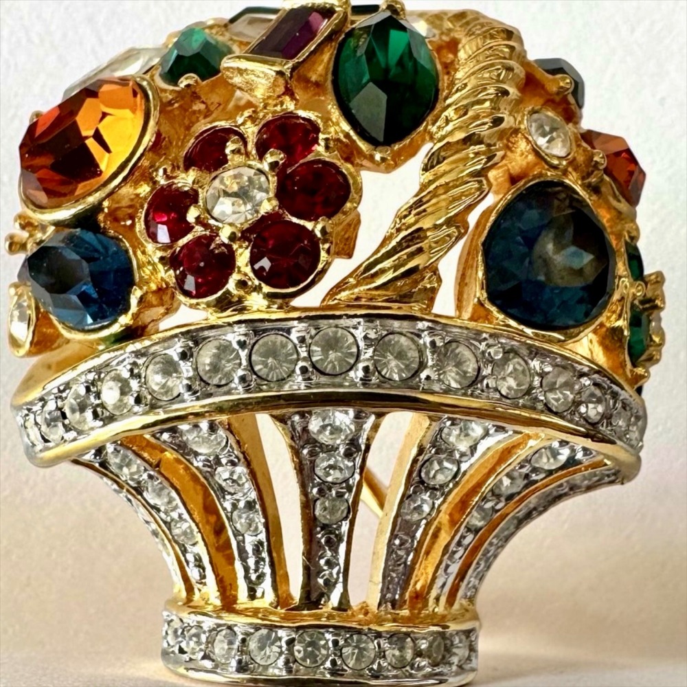 Kenneth Jay Lane KJL Rhinestone Flower Basket Brooch Gold Tone Multicolor VTG